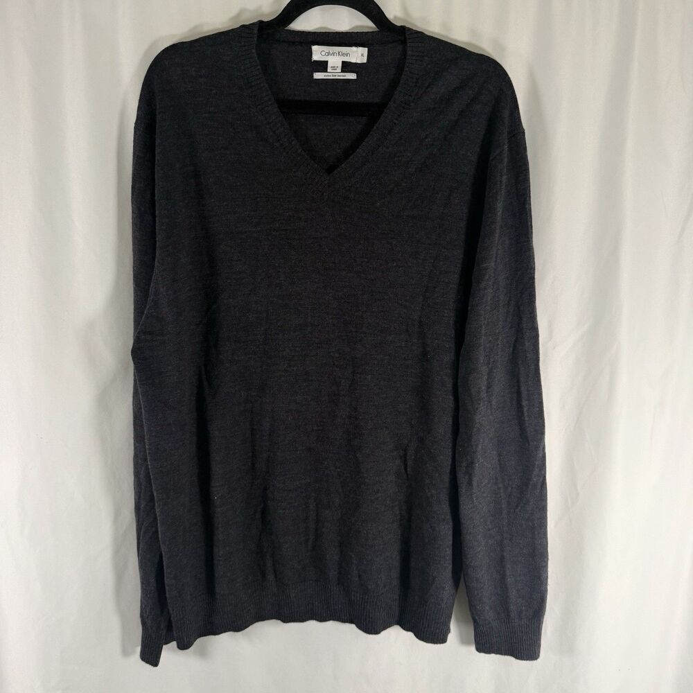 Calvin Klein Extra Fine Merino Sweater Mens XL Grey Wool Vneck Long Sleeve Vneck